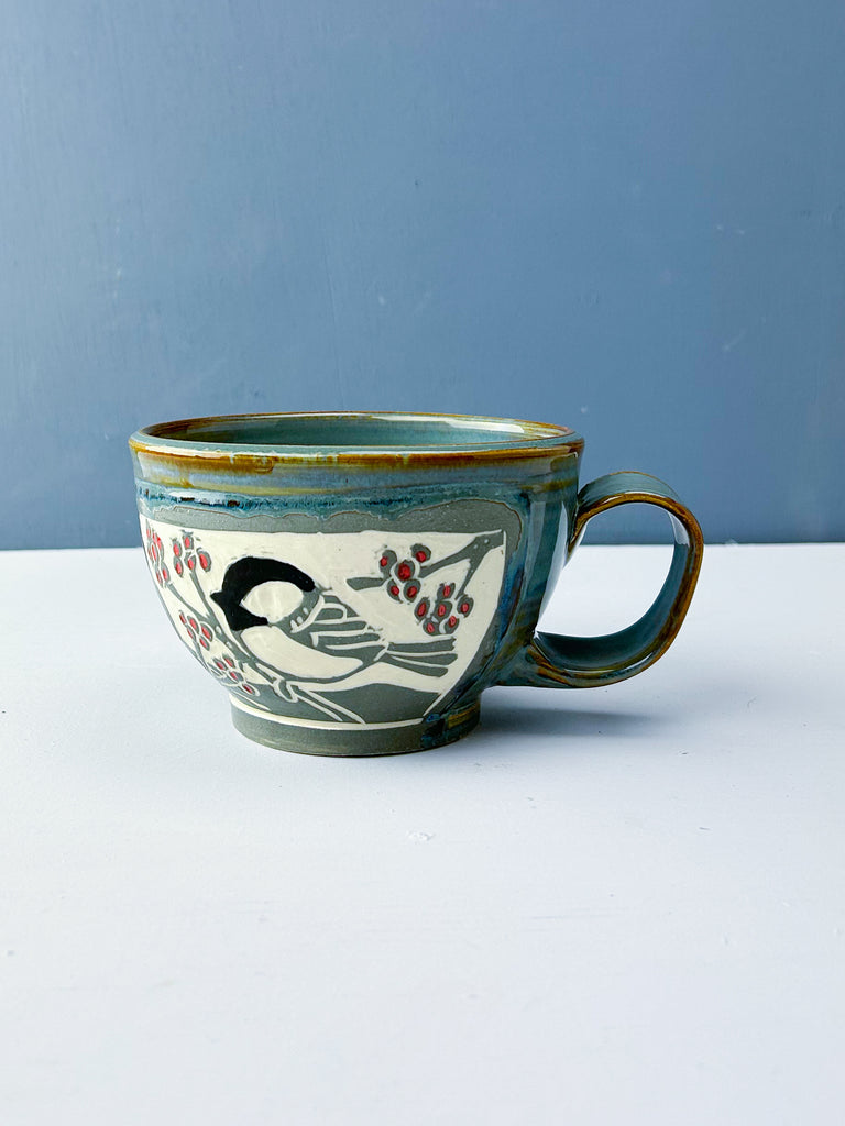 Chickadee Latte Mug in Gray