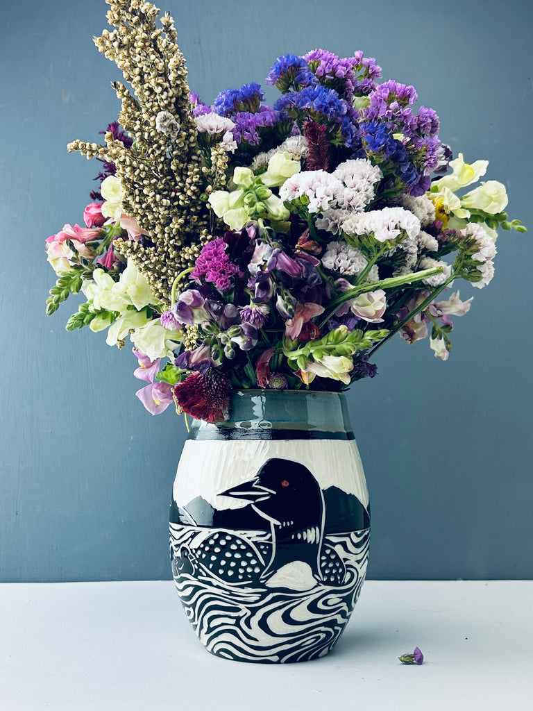 Loon Vase in Gray