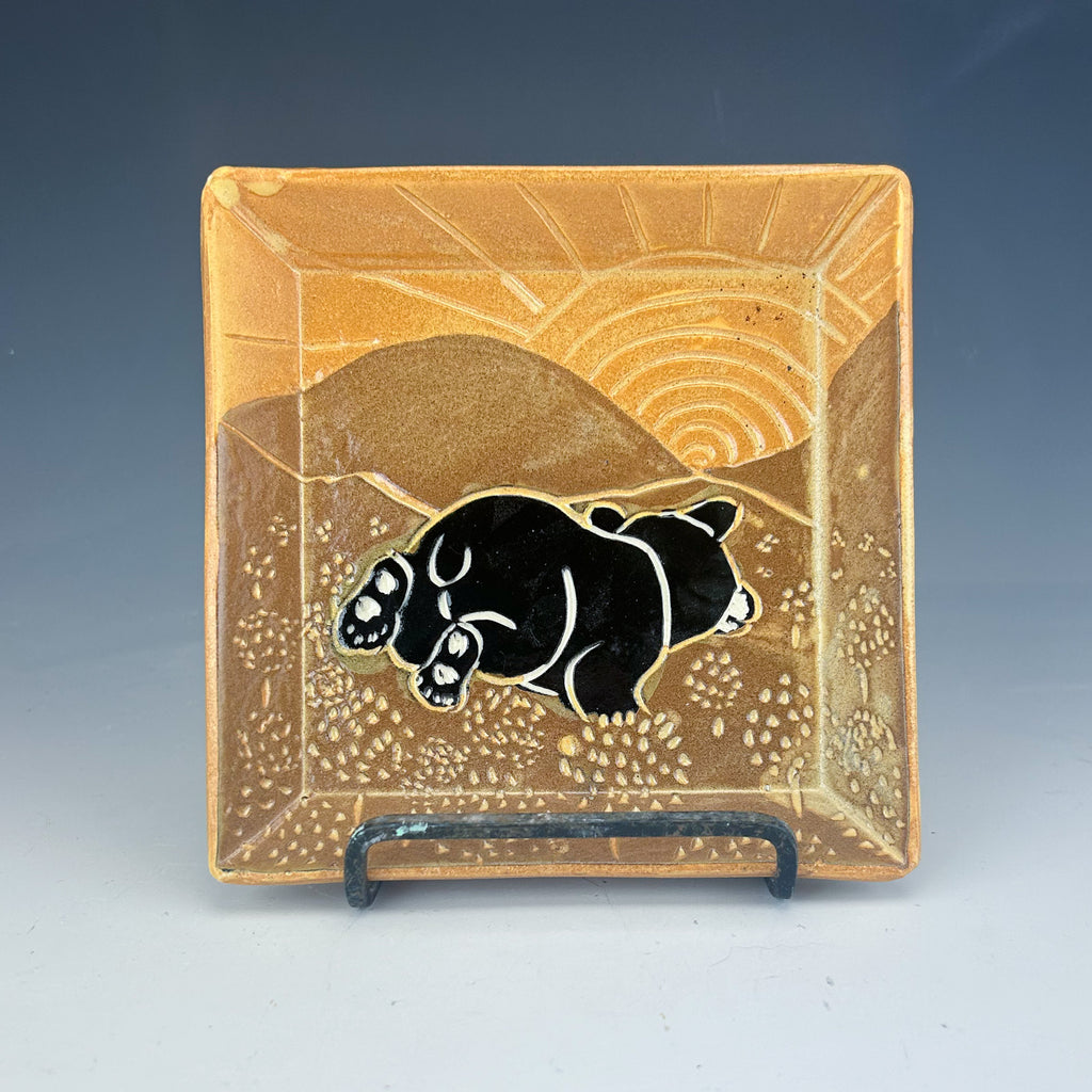 Small Bear Plate in Gold