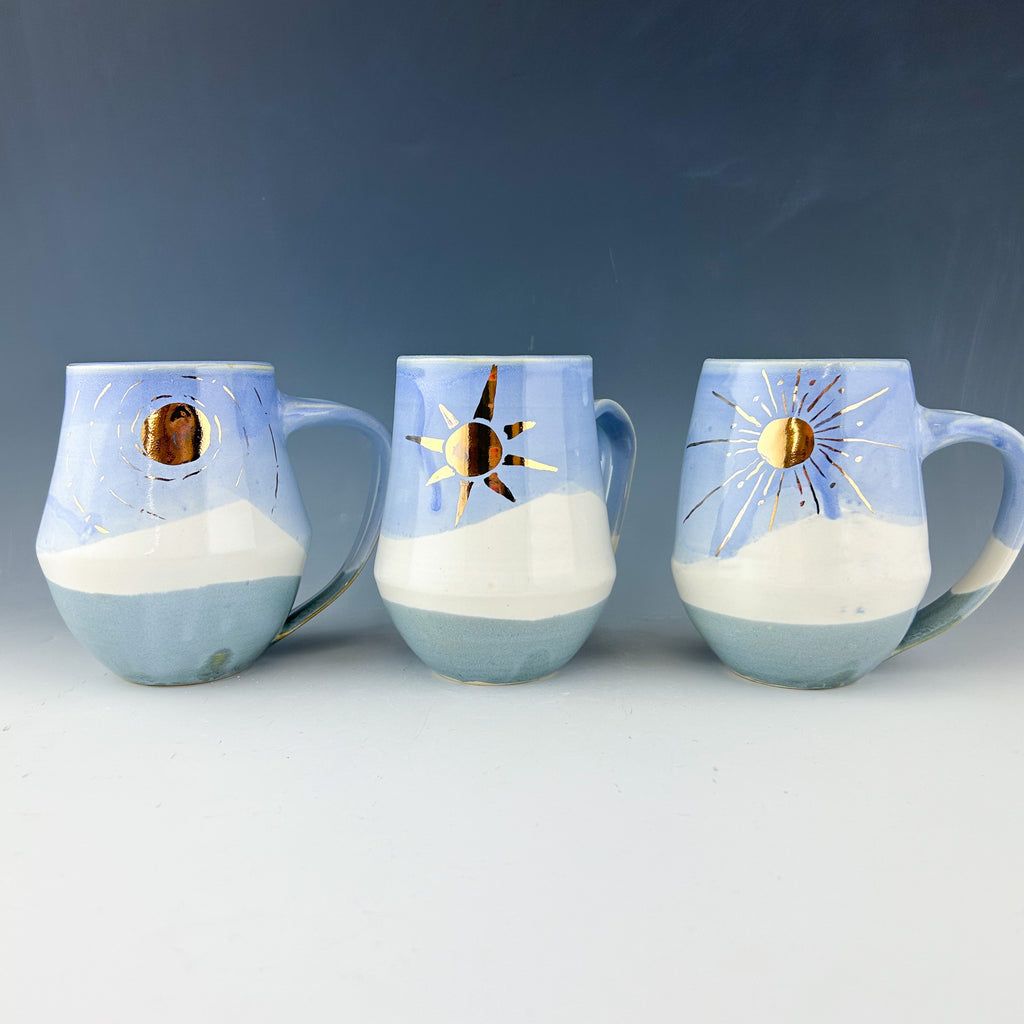 SunSnow Mug in Blue and White with Gold Luster