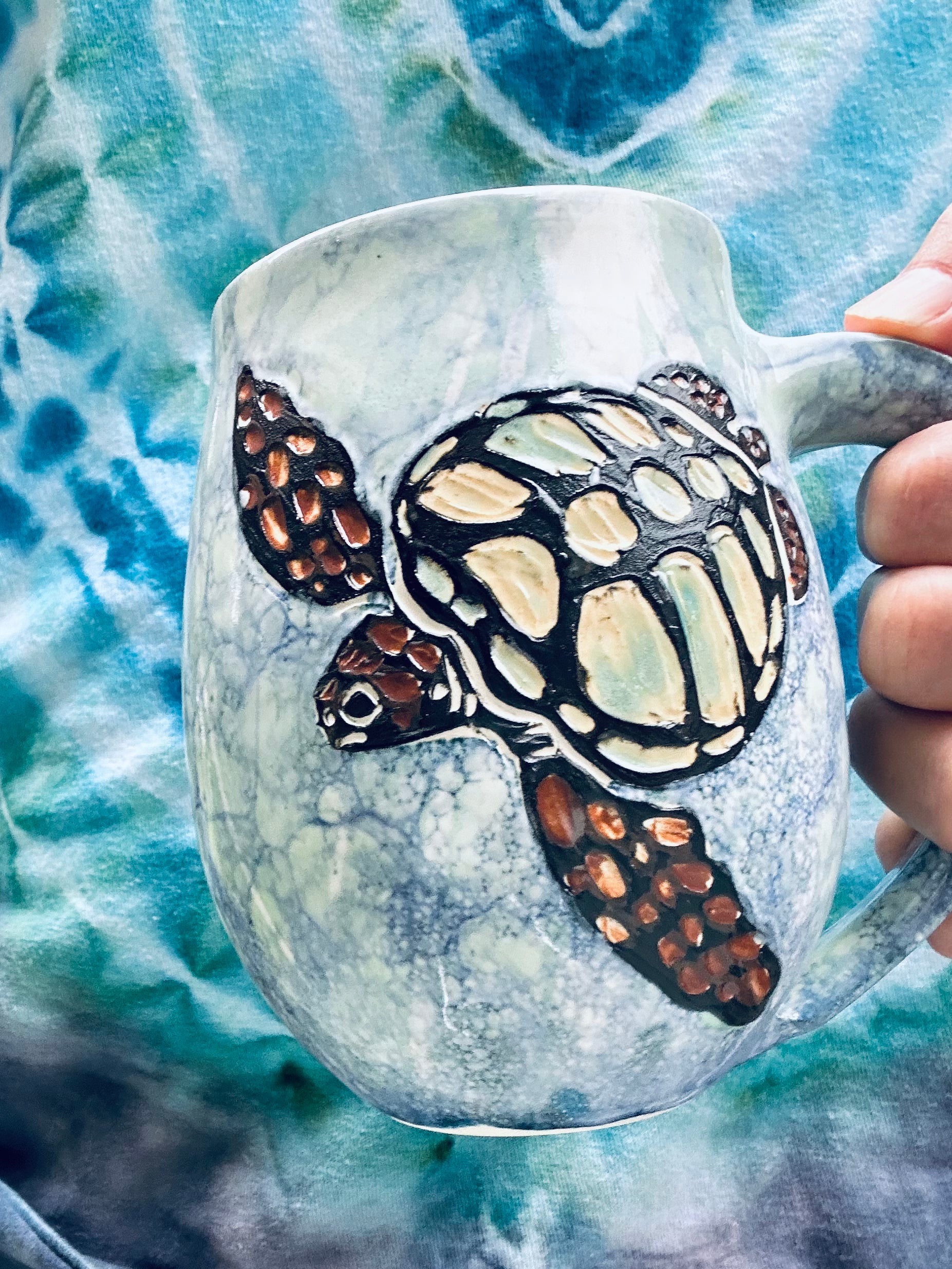 Sea Turtle Mug in Aqua Bubbles