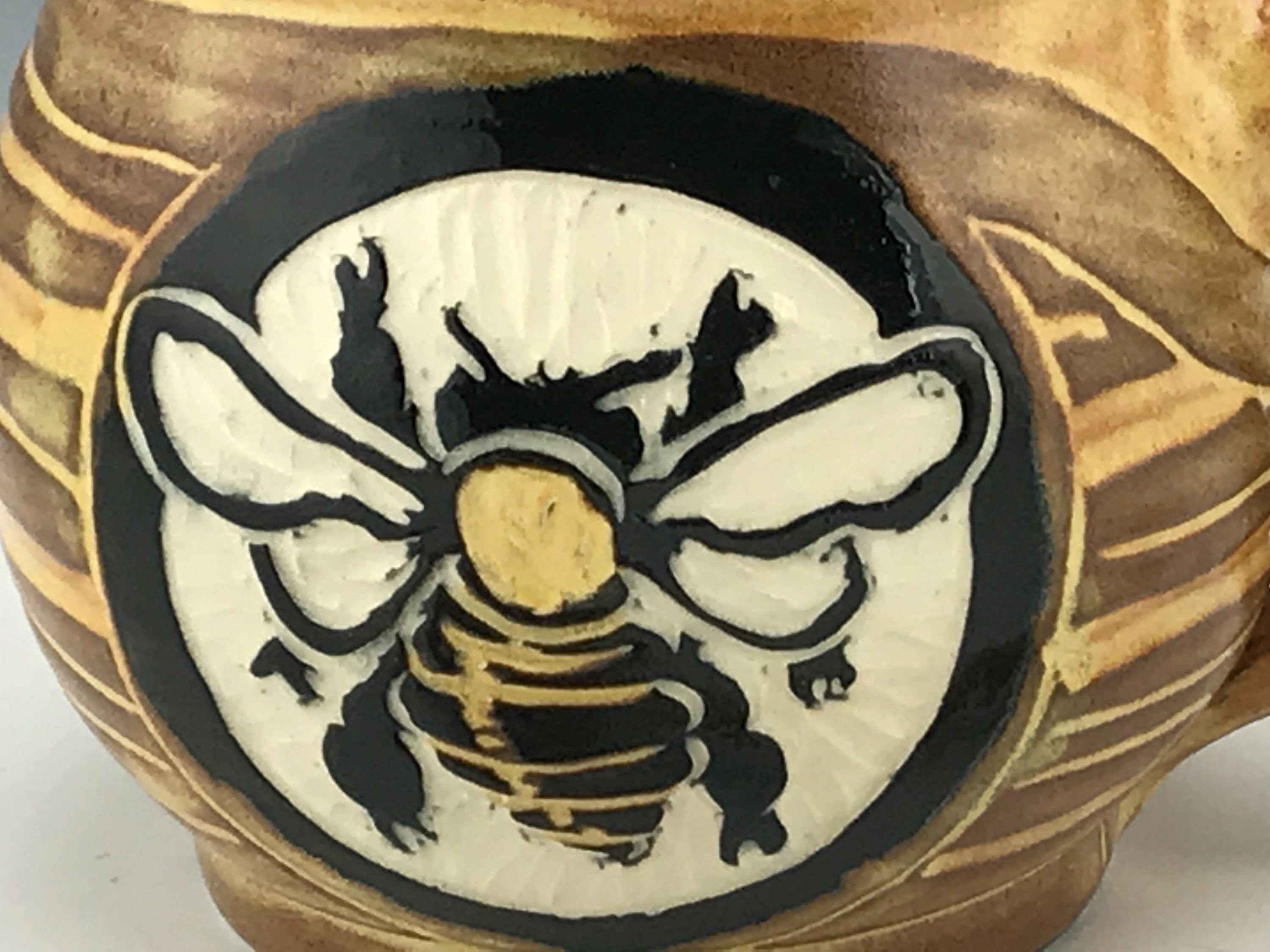 Sgraffito Handmade Pottery Bee Mug in Gold