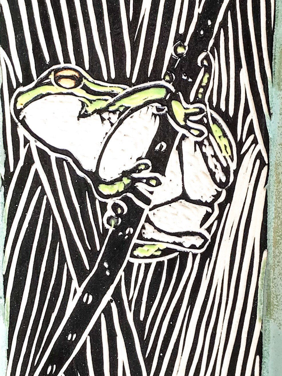 Sgraffito Frog Ceramic Tray in Black and Green