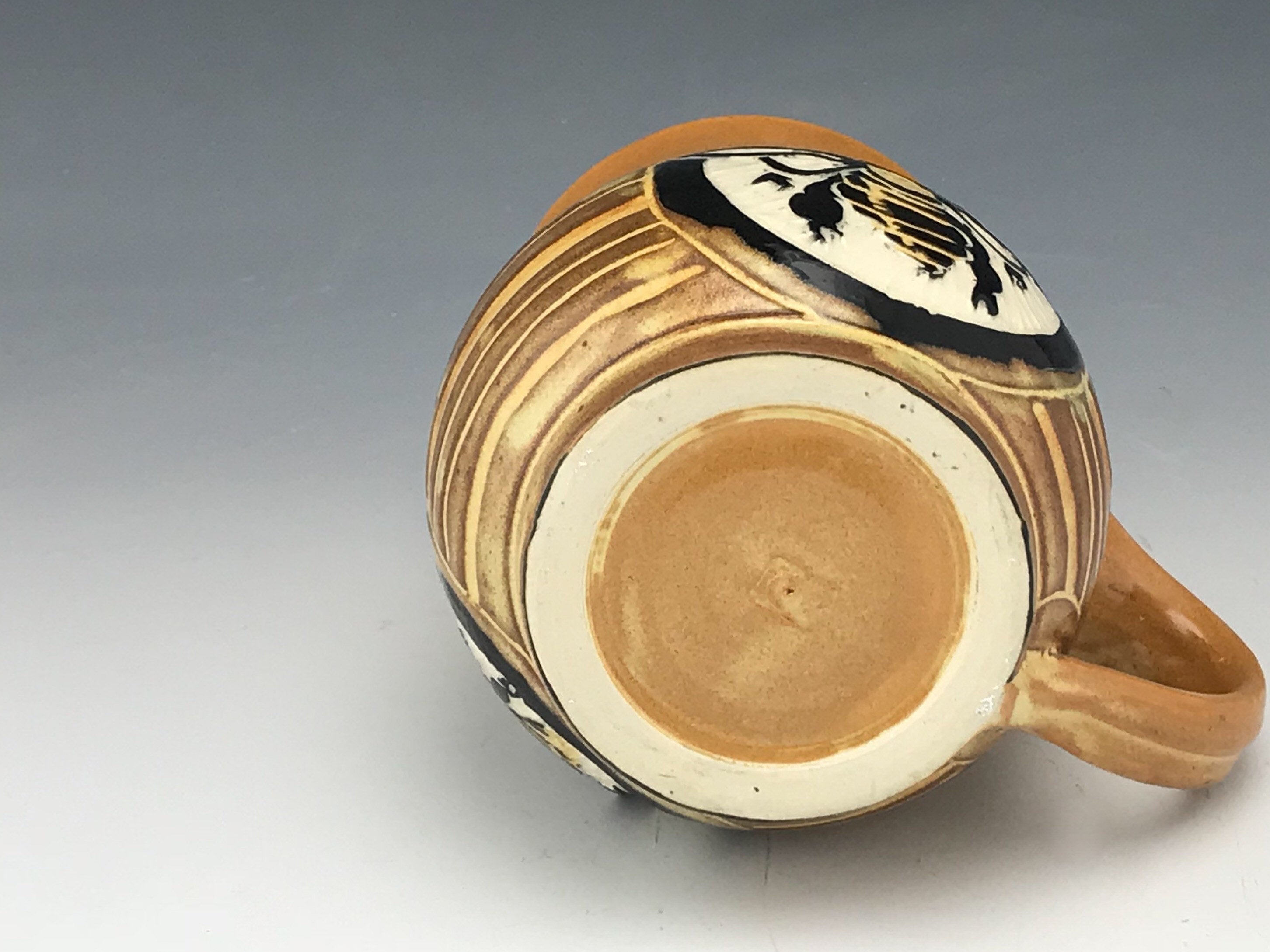 Sgraffito Handmade Pottery Bee Mug in Gold