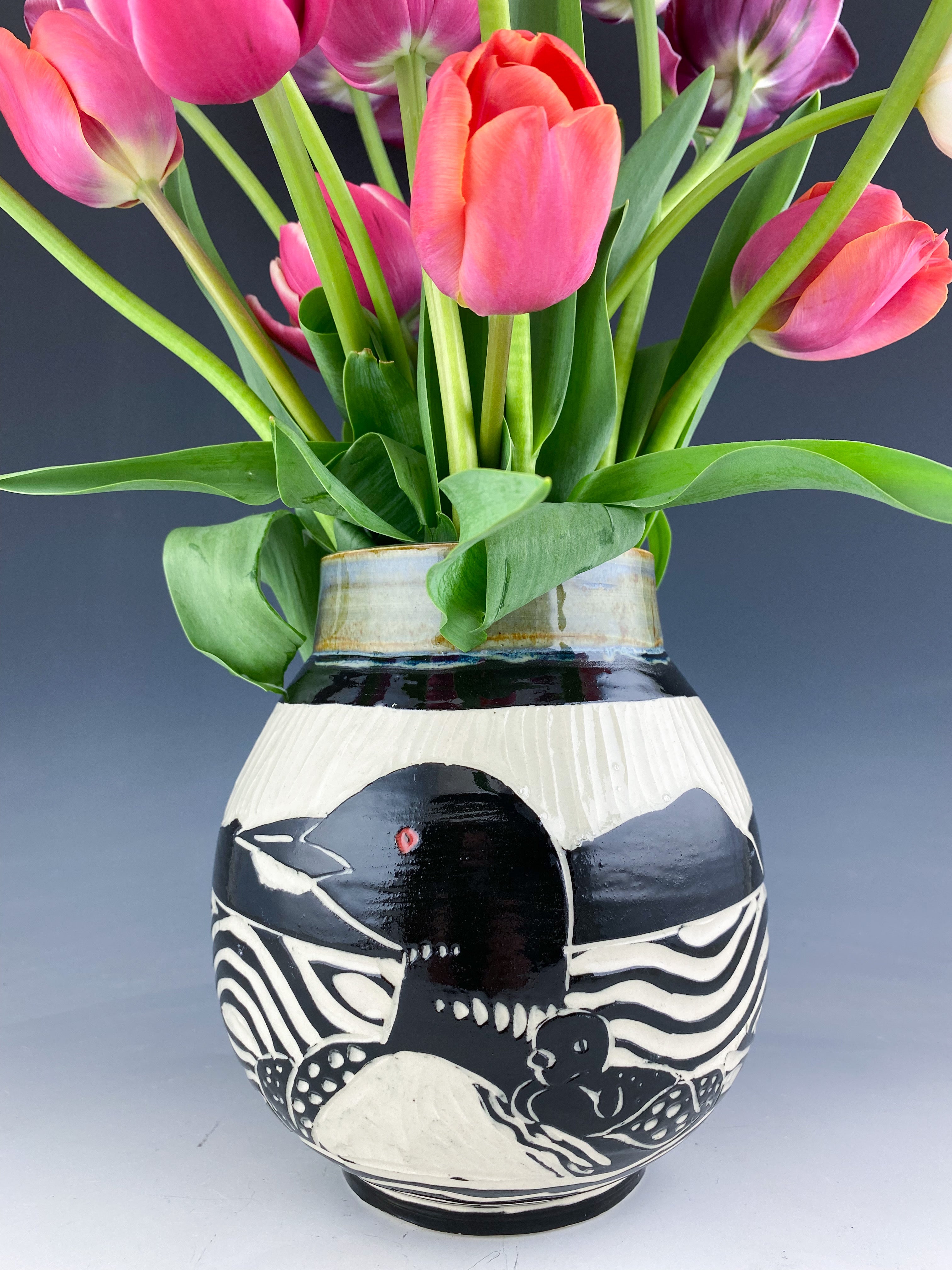 Loon Vase in Gray