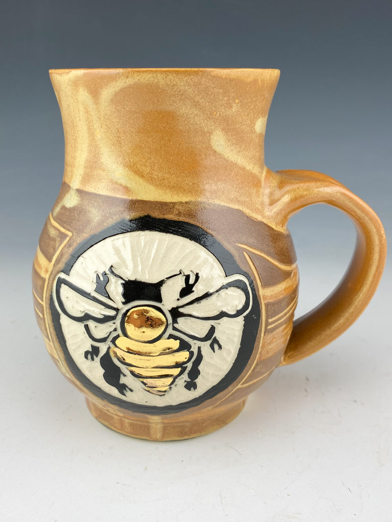 Bee Mug in Gold Luster